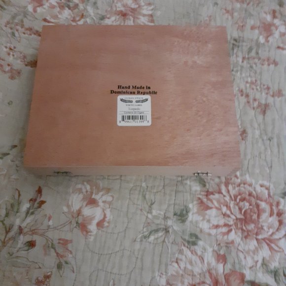 Cuban Stock White Label all wood empty cigar box - Picture 3 of 3